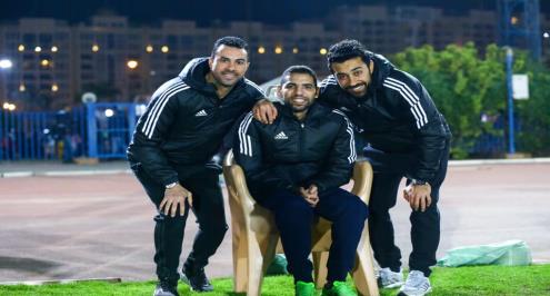  مؤمن زكريا يظهر لأول مرة في تدريبات سموحة (صور)